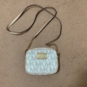 Michael Kors Jet Set Logo Crossbody